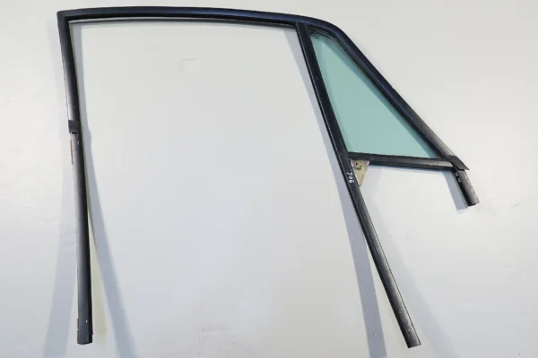 Porsche 911 930 G Modell Carrera Tür Fensterrahmen links Scheibenrahmen Rahmen Scheibe grün door frame – Bild 7