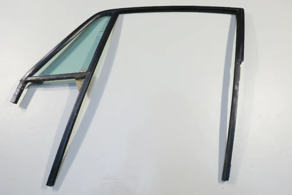 Porsche 911 930 G Modell Carrera Tür Fensterrahmen links Scheibenrahmen Rahmen Scheibe grün door frame