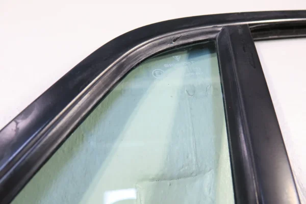 Porsche 911 930 G Modell Carrera Tür Fensterrahmen links Scheibenrahmen Rahmen Scheibe grün door frame – Bild 5