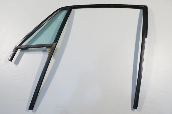Porsche 911 930 G Modell Carrera Tür Fensterrahmen links Scheibenrahmen Rahmen Scheibe grün door frame