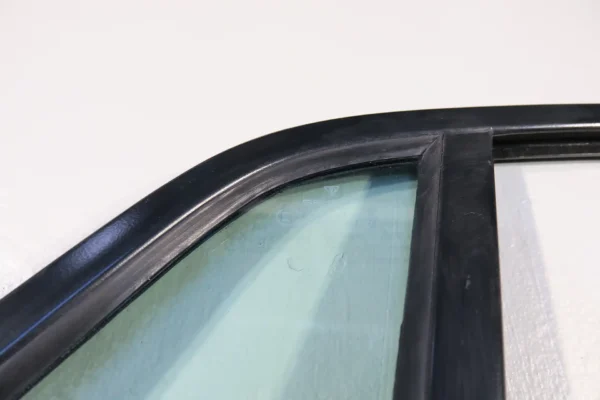 Porsche 911 930 G Modell Carrera Tür Fensterrahmen links Scheibenrahmen Rahmen Scheibe grün door frame – Bild 4