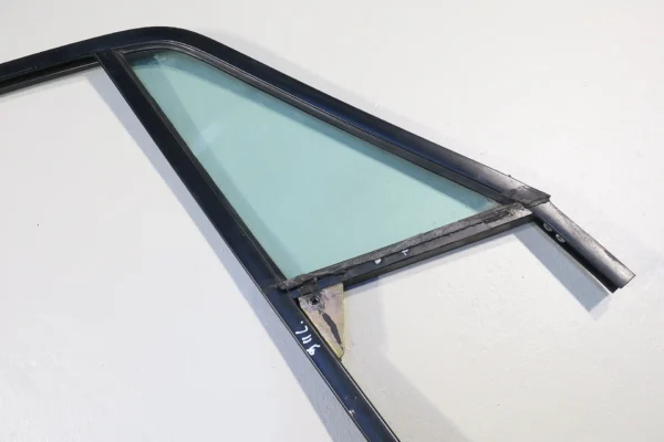 Porsche 911 930 G Modell Carrera Tür Fensterrahmen links Scheibenrahmen Rahmen Scheibe grün door frame – Bild 8