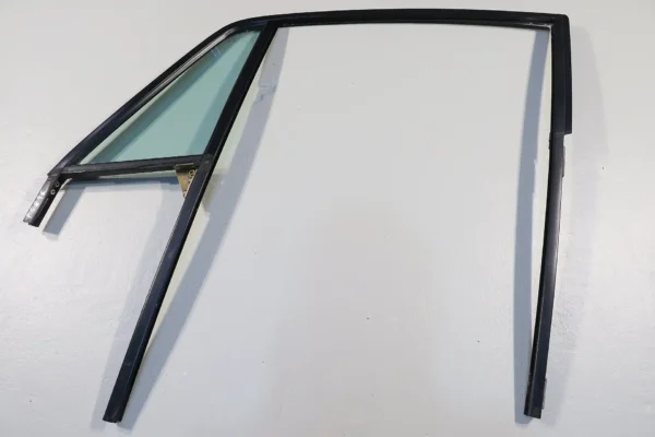 Porsche 911 930 G Modell Carrera Tür Fensterrahmen links Scheibenrahmen Rahmen Scheibe grün door frame