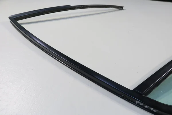Porsche 911 930 G Modell Carrera Tür Fensterrahmen links Scheibenrahmen Rahmen Scheibe grün door frame – Bild 6