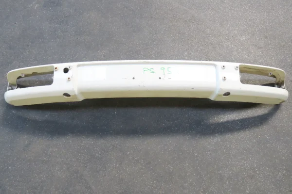 Porsche 944 Stoßstange vorne Stoßfänger 93150508700 front bumper upper part