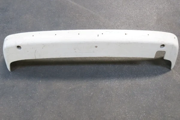 Porsche 924 S Stoßstange hinten Stoßfänger 477807313 rear bumper Fibron