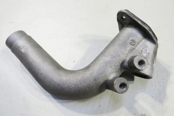 Porsche 911 930 G Modell Ansaugsrohr Saugstutzen 9111101672R – Bild 3