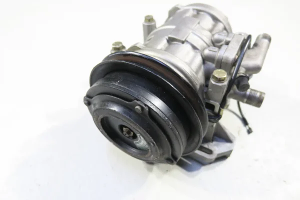 Porsche 911 G-Modell Klimakompressor Denso 047200-3612 / 93012602101 – Bild 3