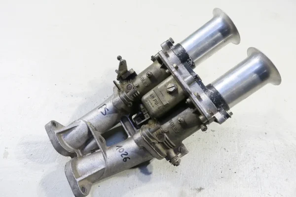 Porsche 356, 912 SOLEX Vergaser 40PII-4 Vergaser mit Ansaugbrücke 616.108.311.01 und Endrohr