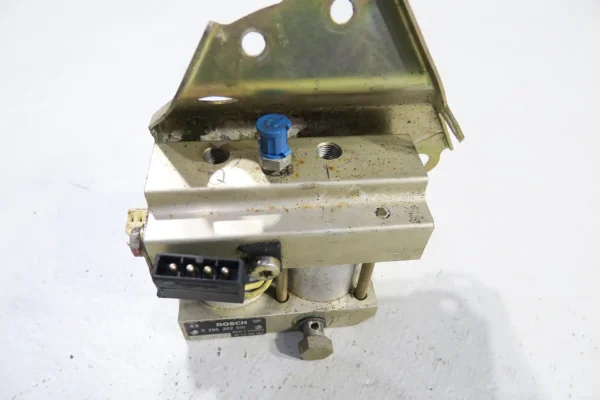 Porsche 911 964 Steuerventil ABS Bosch Original Hydraulikaggregat 96431501350 0265202010 – Bild 6
