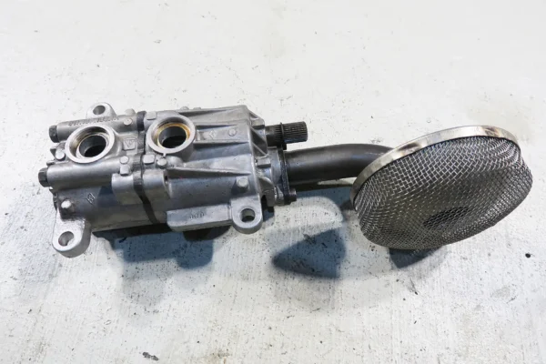 Porsche 911 G Modell Carrera 3.2 Ölpumpe 9111071051R Oil pump Carrera 1985