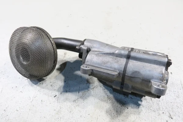 Porsche 911 G Modell Carrera 3.2 Ölpumpe 9111071051R Oil pump Carrera 1985 – Bild 3