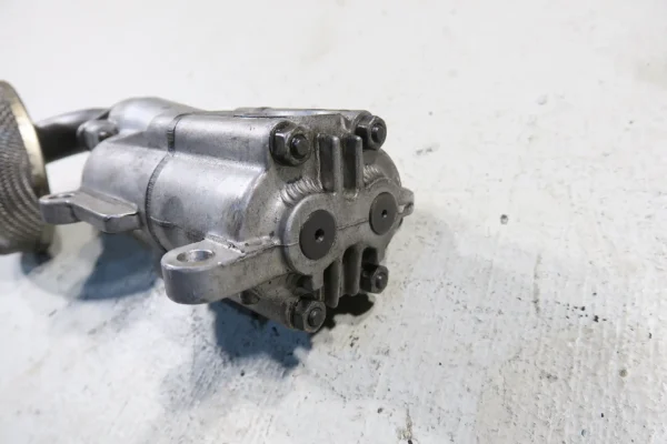 Porsche 911 G Modell Carrera 3.2 Ölpumpe 9111071051R Oil pump Carrera 1985 – Bild 4