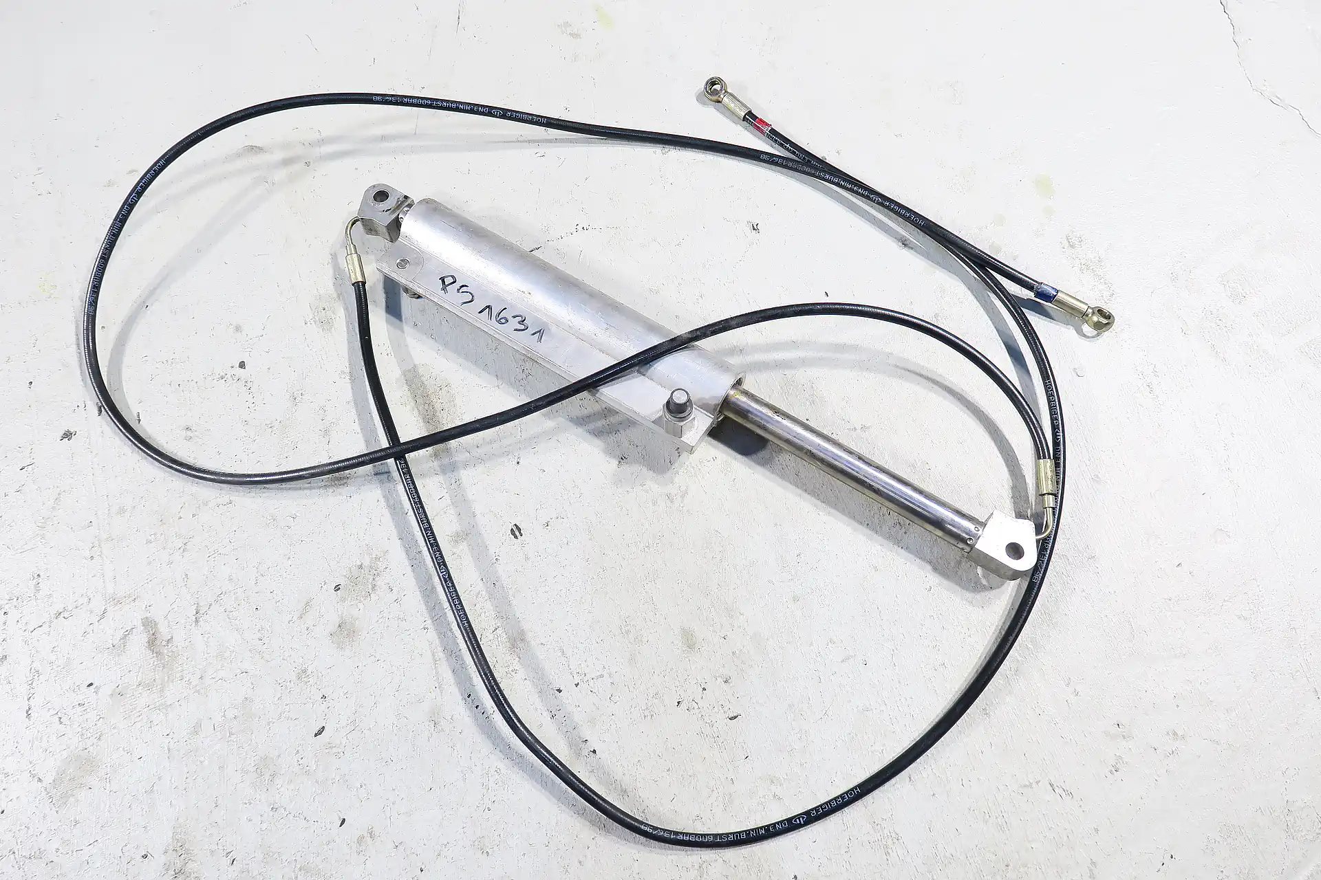 Porsche 911 996 997 Cabrio Verdeck Zylinder links Hydraulik 99656194500 99656194501 99656194502 Original roof hydraulic cylinder