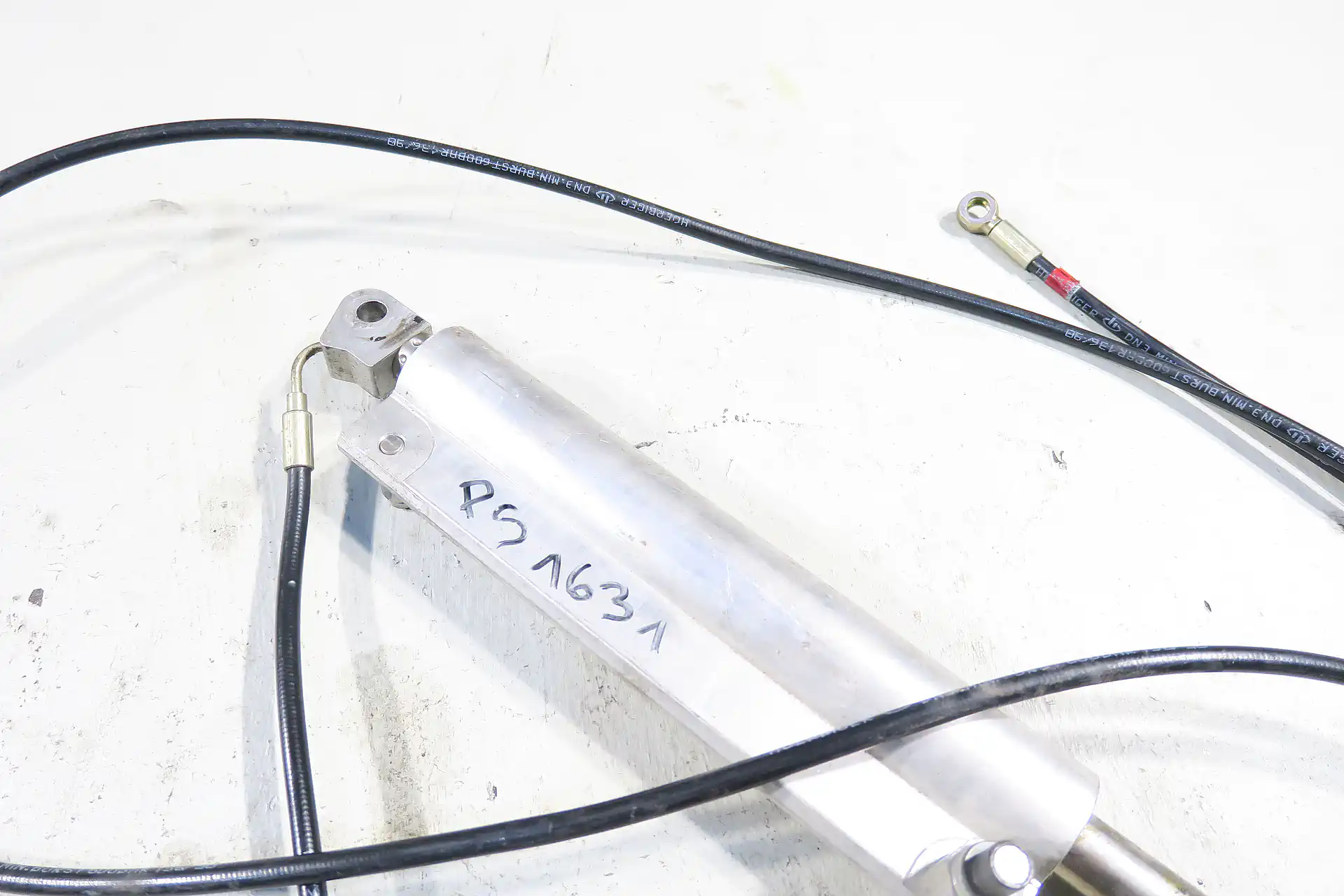 Porsche 911 996 997 Cabrio Verdeck Zylinder links Hydraulik 99656194500 99656194501 99656194502 Original roof hydraulic cylinder – Bild 2