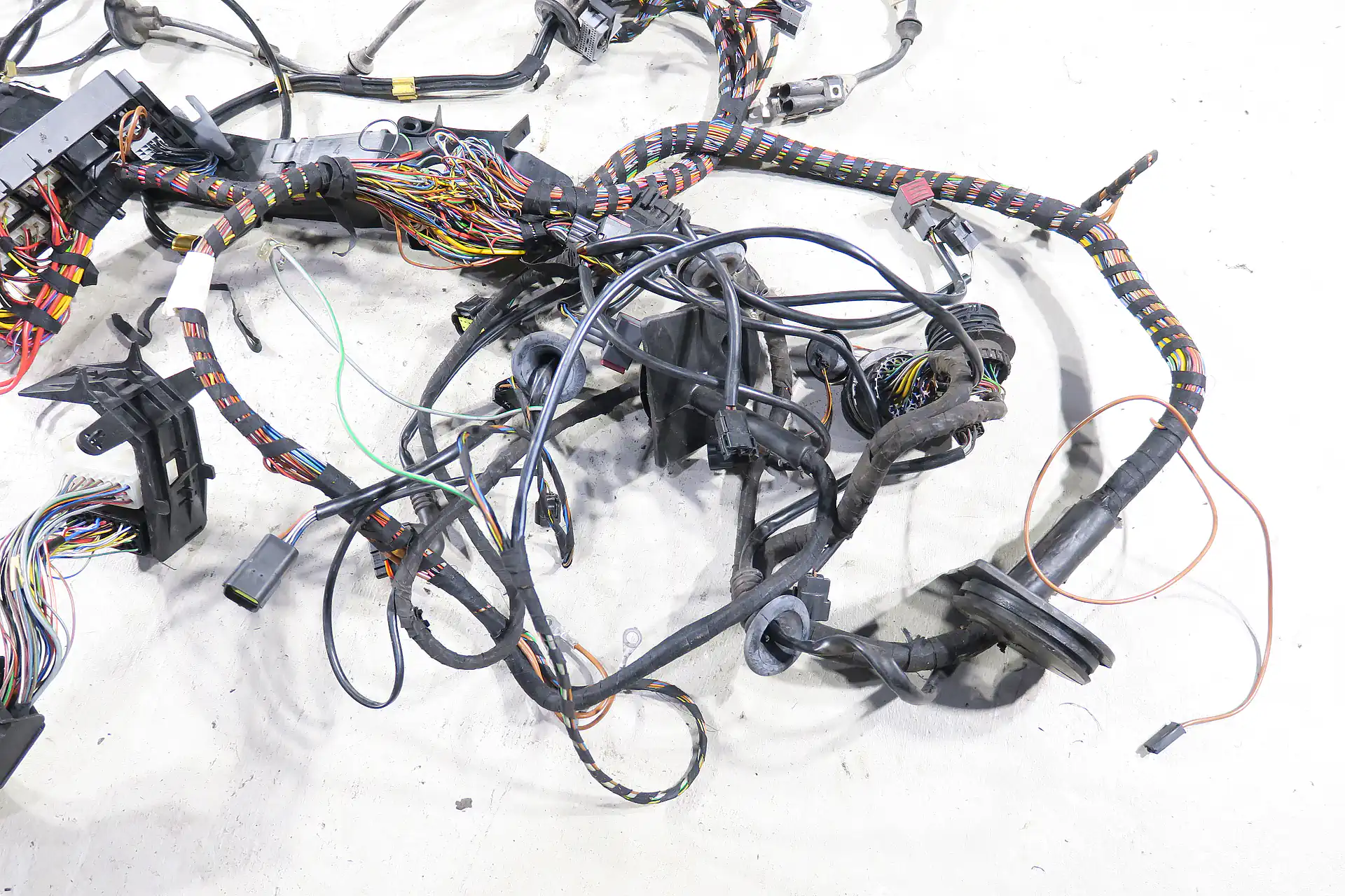 Porsche 911 996 C2 Cabrio Baujahr 1999 Kabelbaum LL Heck Hinterwagen 99661290500 Leitungssatz Original wiring harness – Bild 2