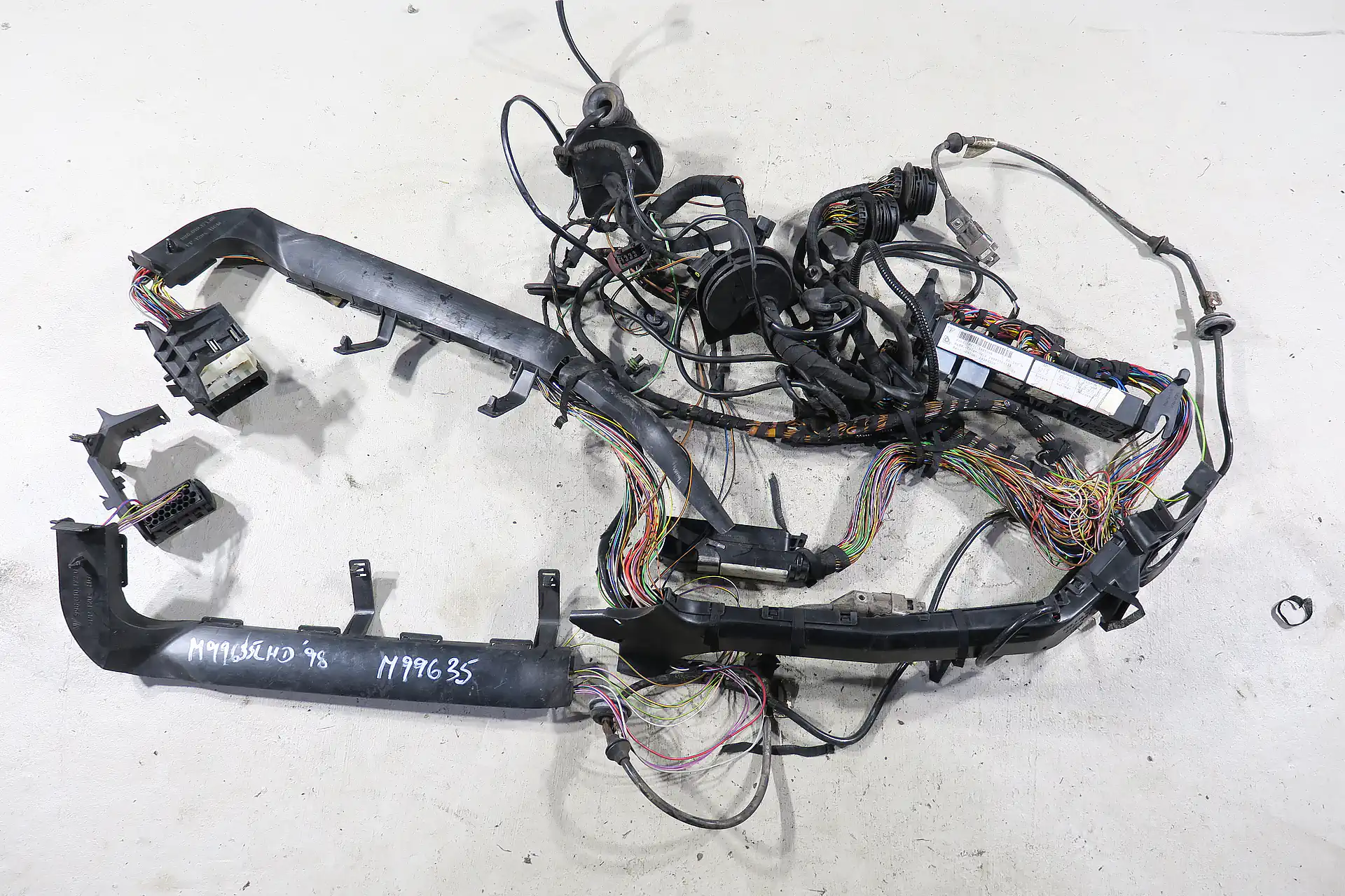 Porsche 911 996 C2 Coupe 3.4 Schalter Baujahr 1998 Kabelbaum LL Heck Hinterwagen 99661290500 Leitungssatz Original wiring harness Vorfacelift