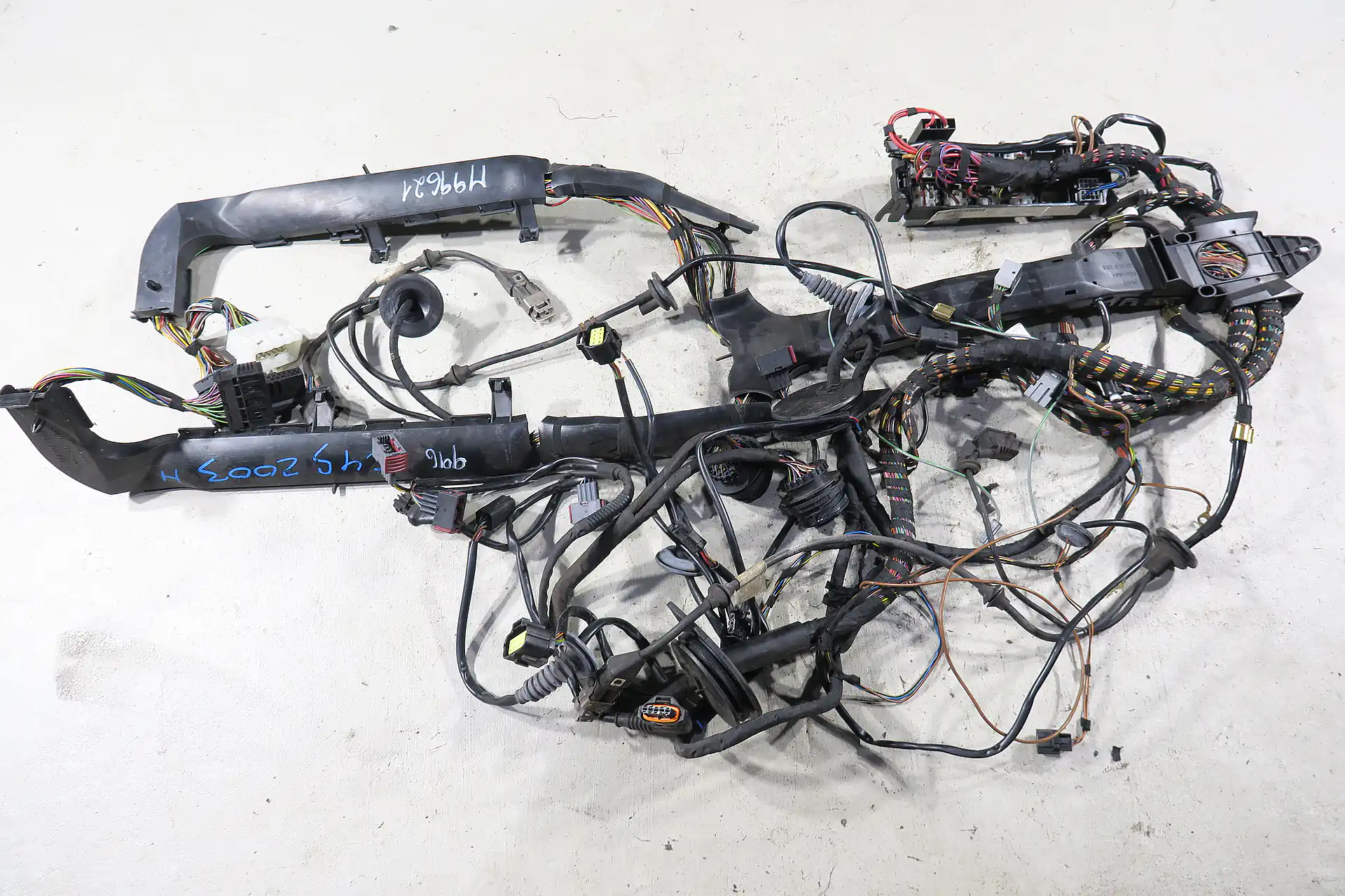 Porsche 911 996 C4S Coupe 3.6 Schalter Baujahr 2003 Kabelbaum LL Heck Carrera 4S Hinterwagen 99661290500 Leitungssatz Original wiring harness Facelift