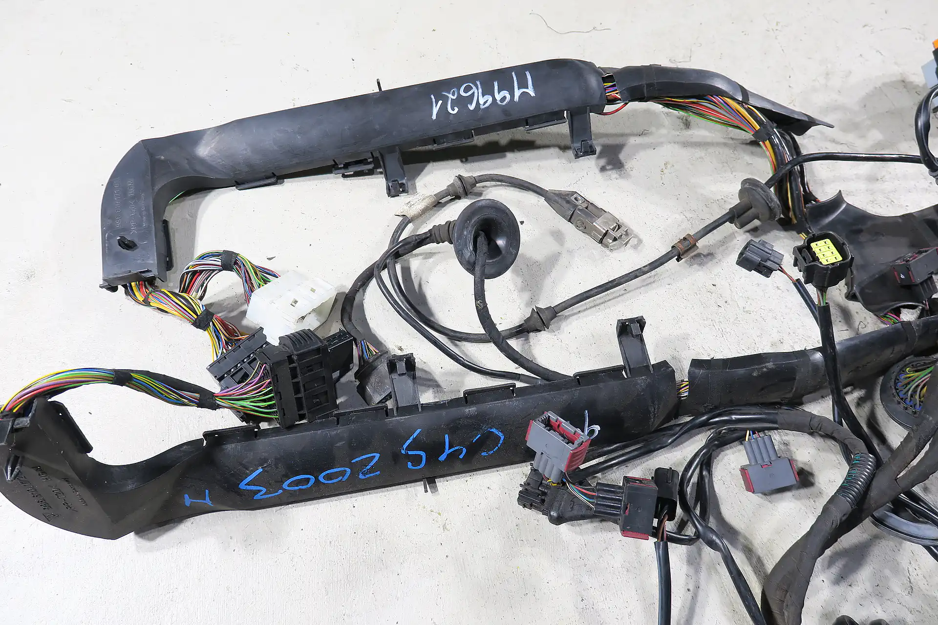 Porsche 911 996 C4S Coupe 3.6 Schalter Baujahr 2003 Kabelbaum LL Heck Carrera 4S Hinterwagen 99661290500 Leitungssatz Original wiring harness Facelift – Bild 2