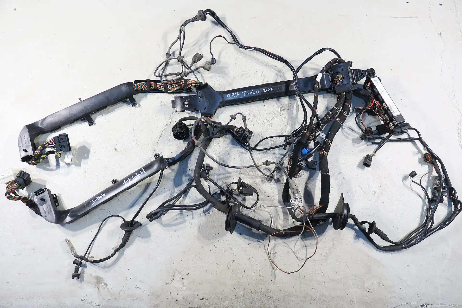 Porsche 911 997 Turbo Coupe Schalter Baujahr 2007 Kabelbaum LL Heck Hinten 99762290500 Leitungssatz Original wiring harness