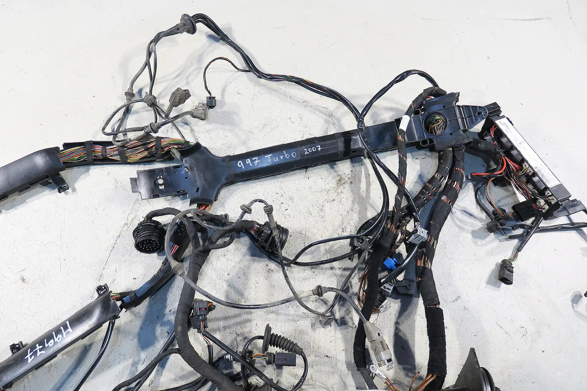 Porsche 911 997 Turbo Coupe Schalter Baujahr 2007 Kabelbaum LL Heck Hinten 99762290500 Leitungssatz Original wiring harness – Bild 3