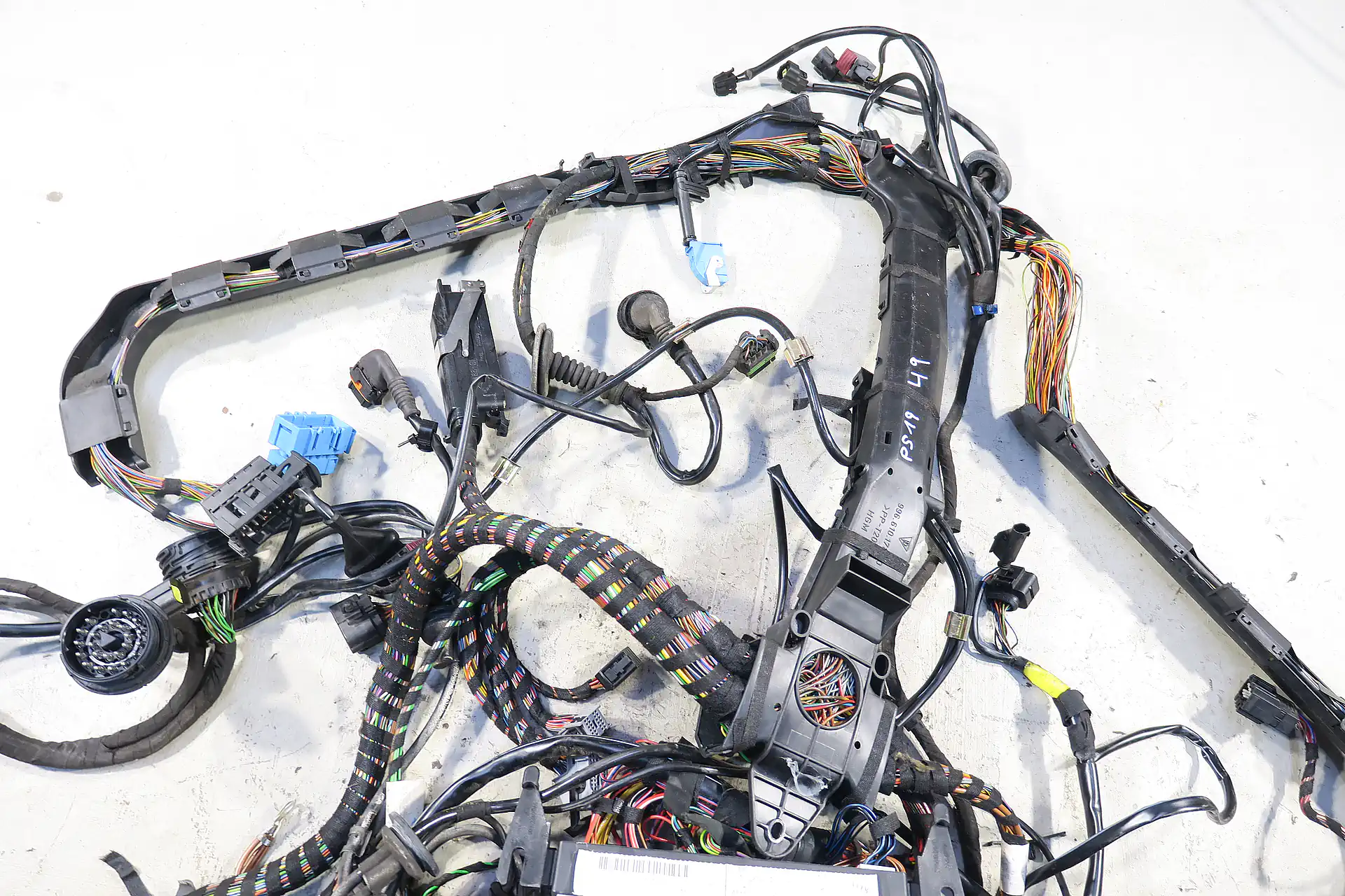 Porsche 911 996 C2 Cabrio Baujahr 2001 Kabelbaum LL Heck Hinterwagen 99661290500 Leitungssatz wiring harness – Bild 3