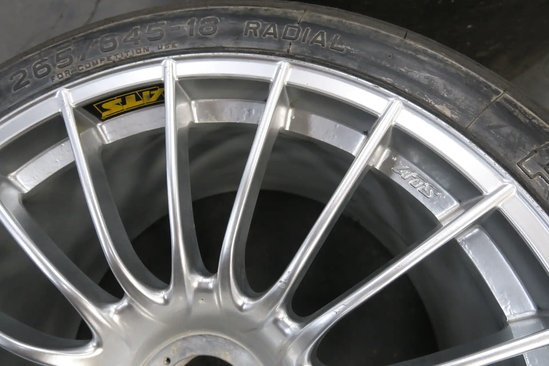 Porsche 911 996 GT3 R / RS Original ATS Felgen Baujahr 2001 10J X 18 Zoll Vorderachse vorne 2 Stück – Bild 10