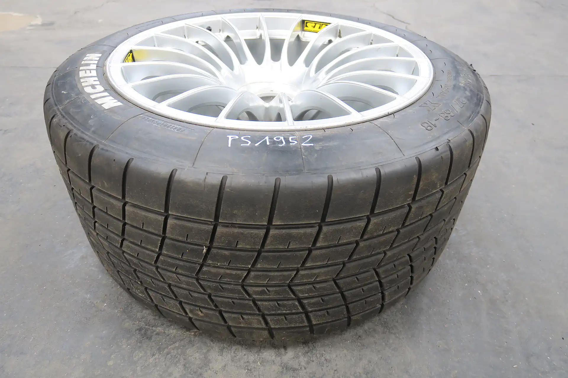 Porsche 911 996 GT3 R / RS Original ATS Felge Baujahr 2001 11J X 18 Zoll Hinterachse 1 Stück – Bild 2
