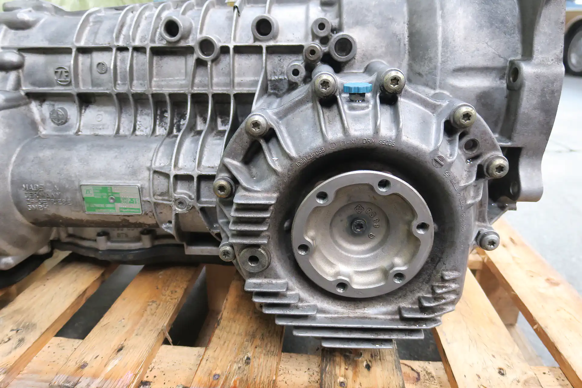 Porsche 911 996 C2 3.4 Tiptronic Getriebe Automatik A9600 - 103 ZF Getriebe 5 HP-19 gear box – Bild 11