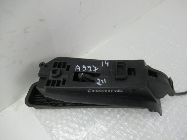 Gasbetätigung Gaspedal Rechtslenker Passend für Porsche 911 996 99642302209 – Bild 6
