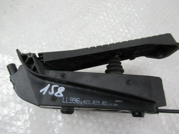 Gasbetätigung Gaspedal Linkslenker Passend für Porsche 911 996 99642302902 – Bild 6
